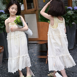 女童吊带连衣裙2024韩版儿童夏季度假风蕾丝公主裙女宝宝沙滩裙子