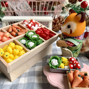 娃娃屋迷你食玩过家家仿真场景配件装饰红熊猫菜园里的小蔬菜