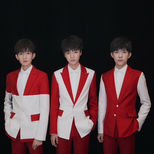 tfboys2019春晚我们都是追梦人同款男歌手演出服红色舞台西装套装