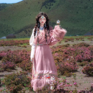 藏服藏族服装女毛领西藏民族风拉萨臧裙摄影旅拍写真舞蹈演出服装