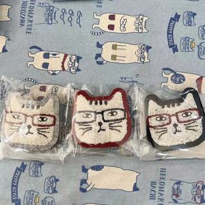 日本kusuguru刺绣眼镜猫胸针电视剧同款可爱包包衣服装饰毛毡手工