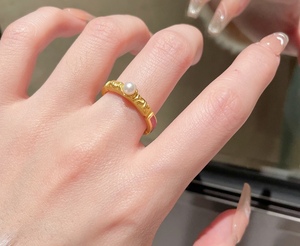 周大福正品代购soinlove系列镶嵌珍珠黄金戒指