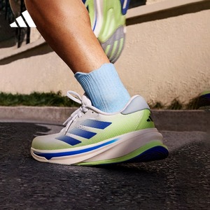 SUPERNOVA RISE稳定缓震回弹防滑耐磨舒适跑鞋男子adidas阿迪达斯