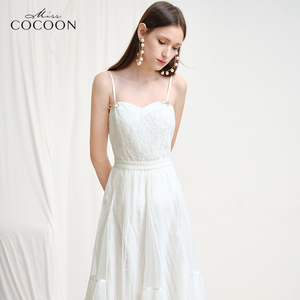 miss COCOON2021春装新款女装法式性感仙女浪漫荷叶边蕾丝吊带衫