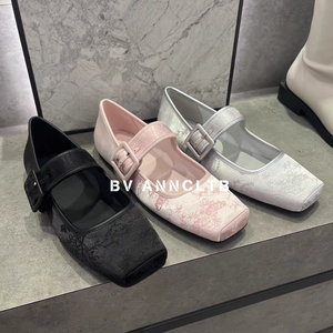 BV ANNCLTB新款女式刺绣方头平底时尚玛丽珍鞋新中式中国风单鞋