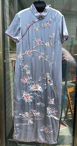 渔牌正品 FFNA0168  刺绣 旗袍式 修身 长款 连衣裙    吊牌4576