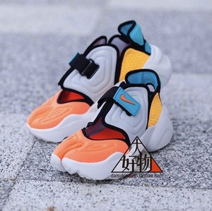 日本代购 Nike/耐克 20年5月 W NIKE AQUA RIFT 忍者分趾运动鞋