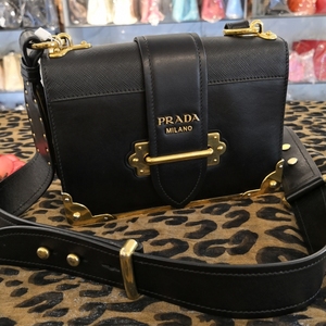 【Sold】【二手奢侈品】Prada 宫廷盒子包斜挎包单肩包
