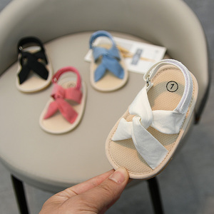 夏季新款女宝宝凉鞋0-1一岁小清新婴儿鞋软胶底防滑透气学步鞋子
