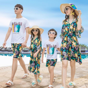 沙滩亲子装夏装一家三口大码母子连衣裙套装拍照三亚海边度假衣服