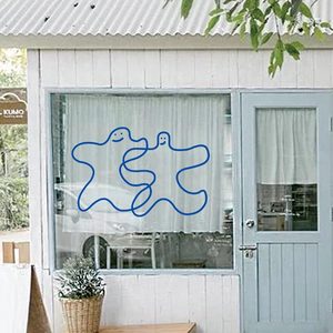 双飞姜饼人创意ins风个性抽象画网红服装奶茶店铺橱窗装饰墙贴纸