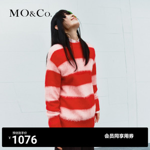 MOCO2023冬新品羊毛羊驼毛宽条纹宽松落肩袖红色毛衣针织衫女