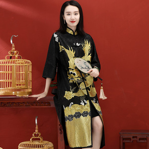 中式外套女中国风盘扣刺绣改良春秋上衣中长款大码对襟民族风龙袍