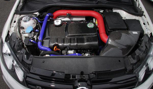 奥迪TT TTS EA113 发动机 改装 NEUSPEED 碳纤维引擎盖