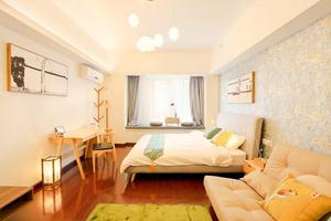 武汉丽斯酒店公寓光芒引领日式阳光大床房
