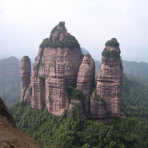 韶关丹霞山南华寺云门山 跟团2日游  广东至长玻璃桥  广佛周边游