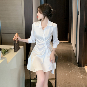 法式小众设计感赫本风衬衫裙女秋装不规则高端气质白色绸缎连衣裙