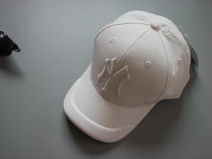 壹顶帽子 10072 棒球帽 简约纯白色 粘扣头围调节  买一赠一 不退