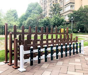 PVC草坪护栏栅栏围栏花园围栏庭院栅栏绿化栏杆塑木塑钢木纹护栏