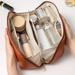 手提枕头化妆包女便携式收纳包PU皮质防水大容量旅行护肤化妆品包
