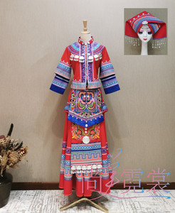 《北京出租》原创设计少数民族广西壮族红色新娘三月三长裙套装