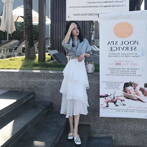 韩国设计感不规则白色蛋糕半身裙中长款碎花裙黑色a字波点裙女夏