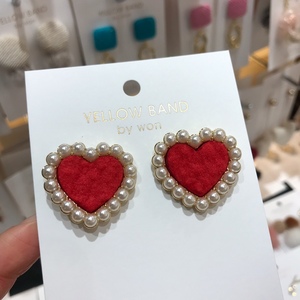 韩国东大门正品饰品代购耳环气质丝绒珍珠镶嵌桃心女
