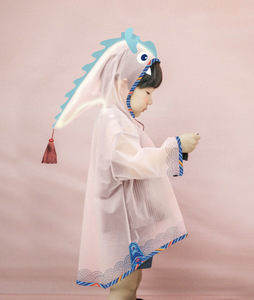 外贸原单 儿童男女时尚宝宝防水轻薄雨衣 可爱立体3D半透龙袍雨披