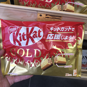 日本产雀巢奇巧Kitkat草莓忌廉蛋糕抹茶拿铁黑白巧克力夹心威化饼