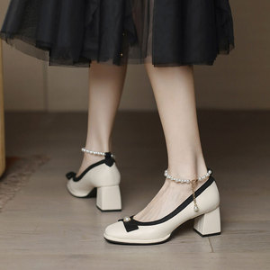 法式高跟鞋设计感小众2023年春季小香风复古玛丽珍中跟粗跟单鞋女