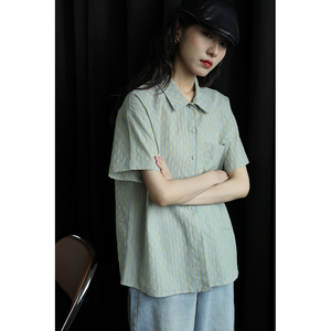 蓝绿简约复古设计感短袖衬衫女2024年夏季新款条纹气质翻领上衣服