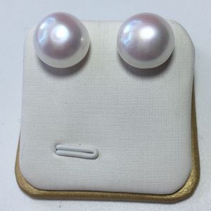 天然白色扁圆淡水珍珠耳钉S925银针馒头圆耳环时尚简约款