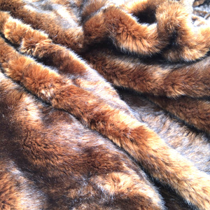 棕色加厚染尖毛 仿真狐狸仿皮草服装毛领地毯装饰垫貂皮毛皮布料