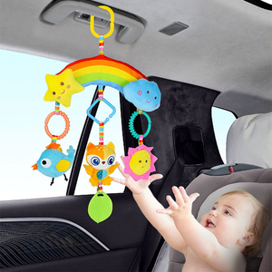 婴儿玩具推车挂件摇铃安抚宝宝0到1岁车载悬挂式床铃彩色公仔风铃