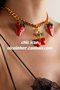 英伦复古小众设计 草莓樱桃装饰点缀 显脸小 减龄 黄铜品质感项链