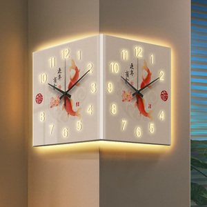新中式锦鲤双面转角挂钟客厅阳角静音时钟led灯光餐厅拐角钟表