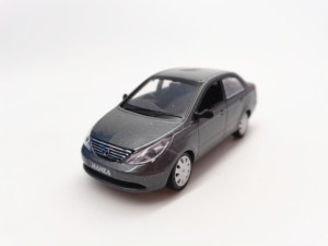 诺威尔 1/43 印度塔塔 TATA MANZA 合金汽车模型