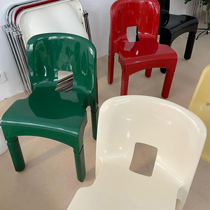 中古ins餐椅设计师简约家用塑料靠背凳子轻奢化妆椅创意咖啡椅子
