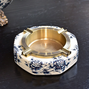 新中式轻奢青花瓷陶瓷烟灰缸摆件家用客厅办公室个性创意复古烟缸