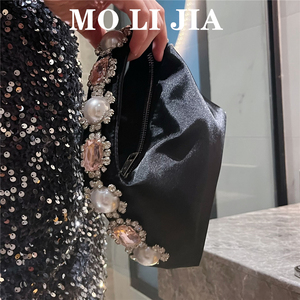 小众设计珍珠镶钻缎面手提包女2024新款包包时尚小方包宴会晚装包