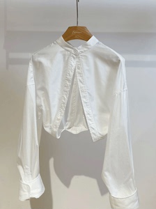 法式简约小众设计白色短款长袖衬衫春夏新款时尚气质别致上衣女潮