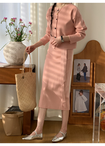 蜜桃限售日 早春裸粉色针织背心连衣裙+开衫两件套减龄气质套装