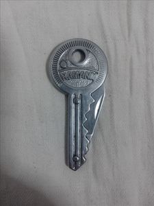 vintage怀旧老物件收藏隐蔽型钥匙里的小刀子稀少精致便捷钥匙扣