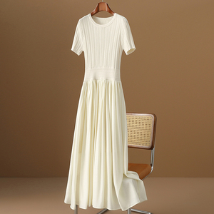 TGZ米白色冰丝针织拼接假两件连衣裙女夏季欧货时髦显瘦大摆长裙