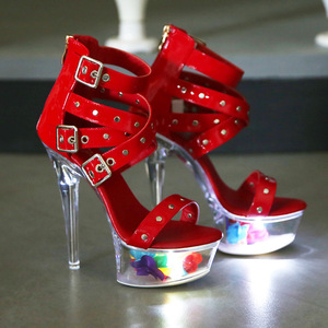 漆皮发光铆钉拉连罗马凉鞋透明高跟13cm细跟女鞋夏季防水台舞台鞋