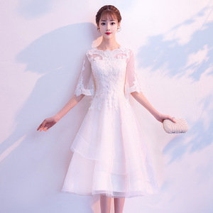 洋装小晚礼服女2021新款秋季宴会名媛显瘦连衣裙中长款白色伴娘服