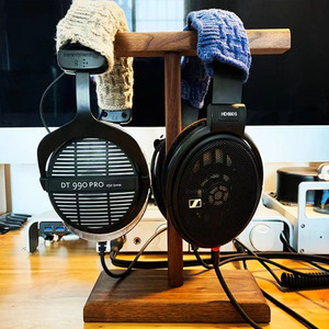 实木 耳机架 创意耳机展示架子 木质耳机挂架 网吧通用耳麦支架