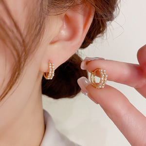 Rungeの「复古精致」韩式时尚双层珍珠小耳扣 小众高级感气质耳环