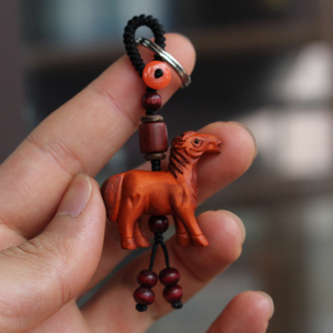 红色桃木雕刻十二生肖马属相钥匙扣项链吊坠挂件