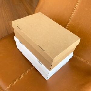 现货鞋子包装盒男女翻盖牛皮纸瓦楞鞋盒纸盒纸箱宿舍收纳盒可定做